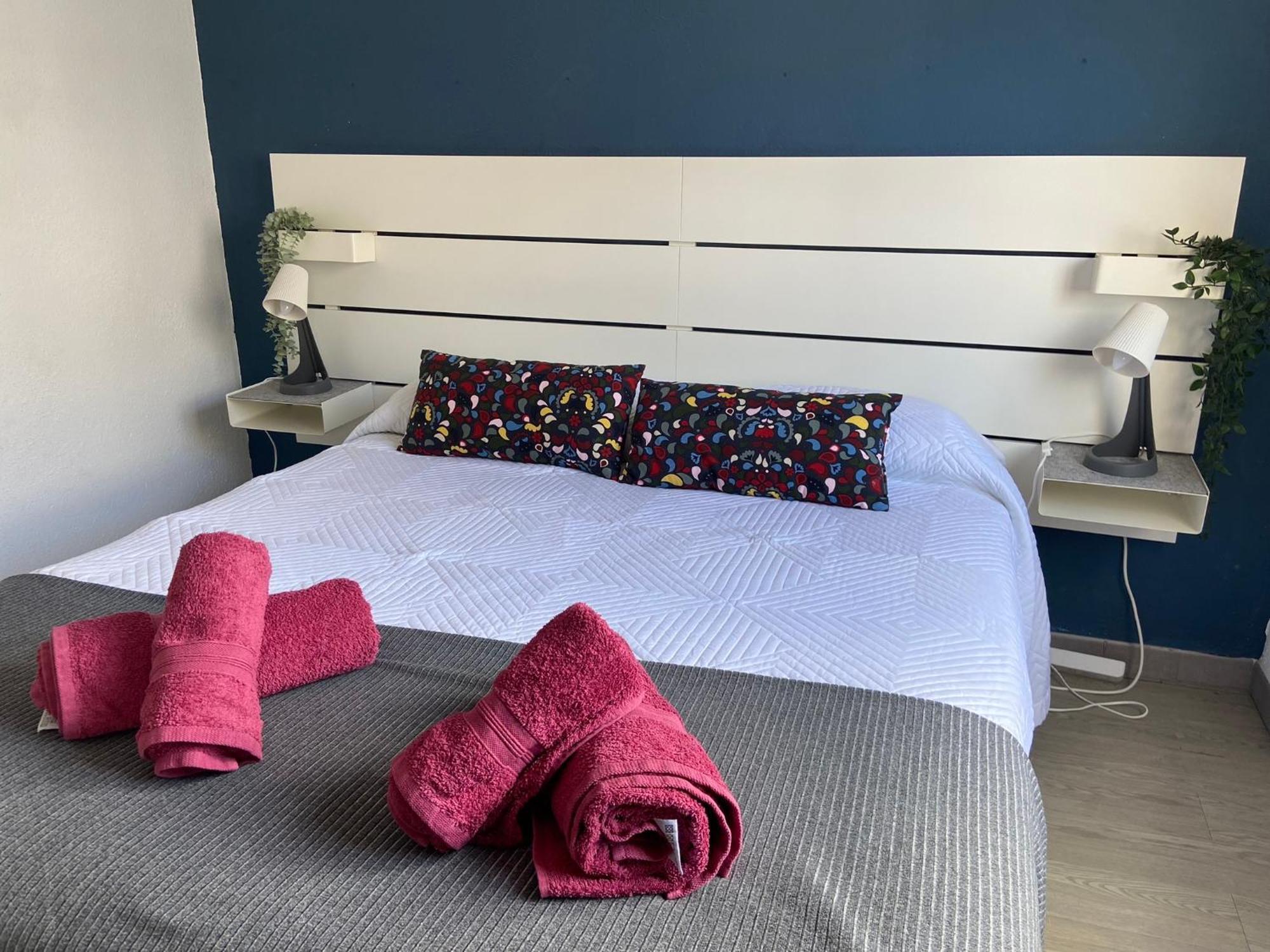 Piso Familiar De 3hab Con Piscina En Appartement
